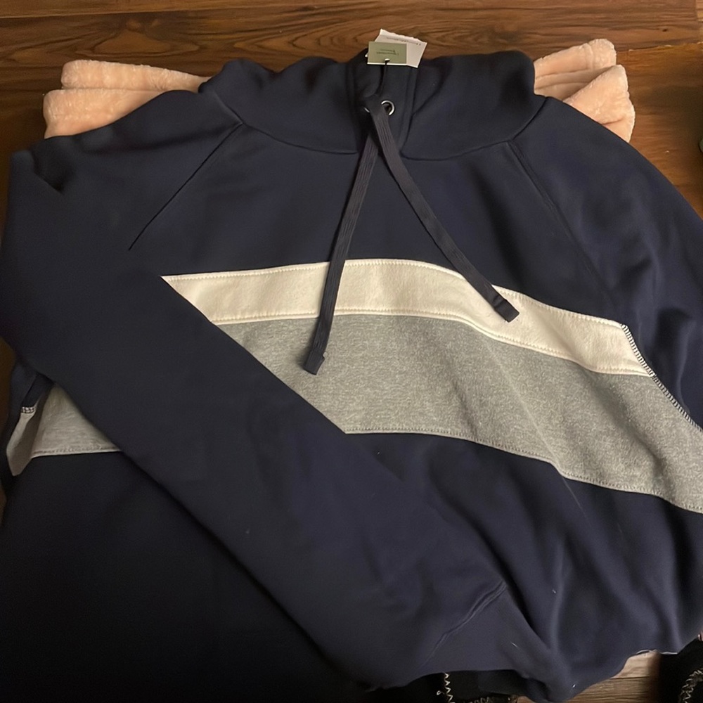 Goodfellow pullover hoodie
